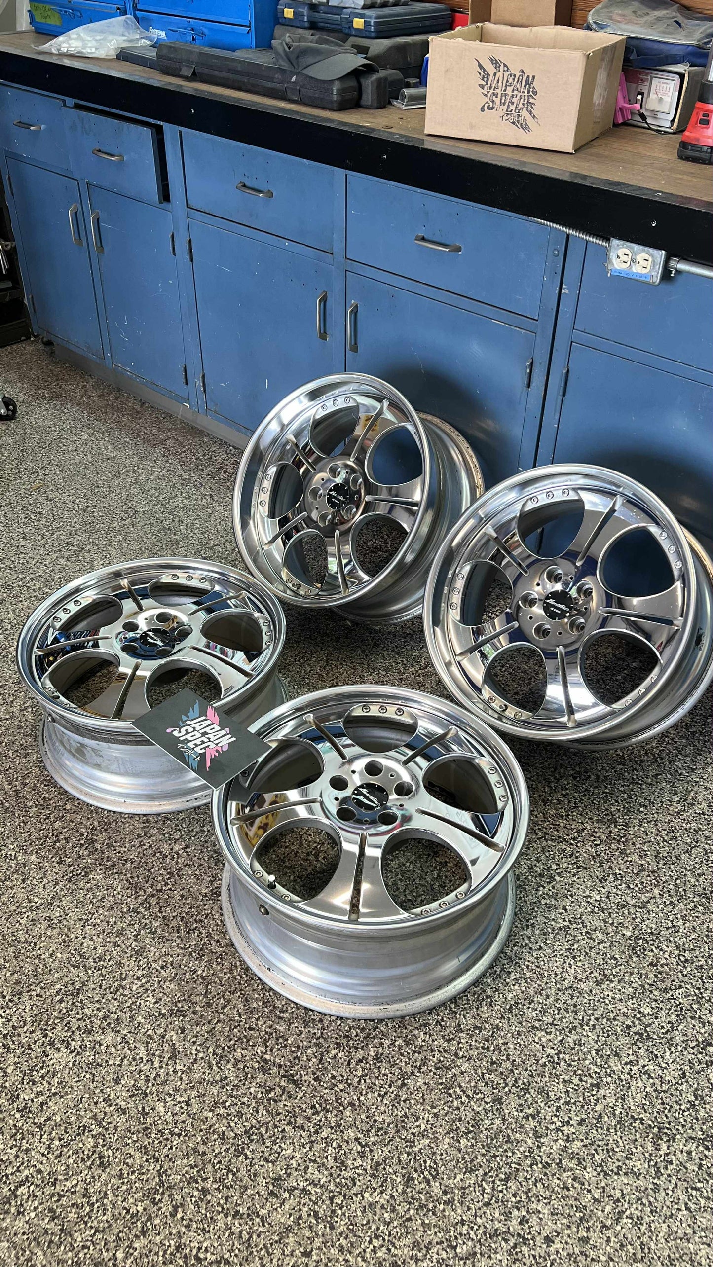 Work Euroline S2 19''